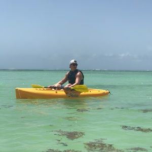 Meet your Posher, Dustin